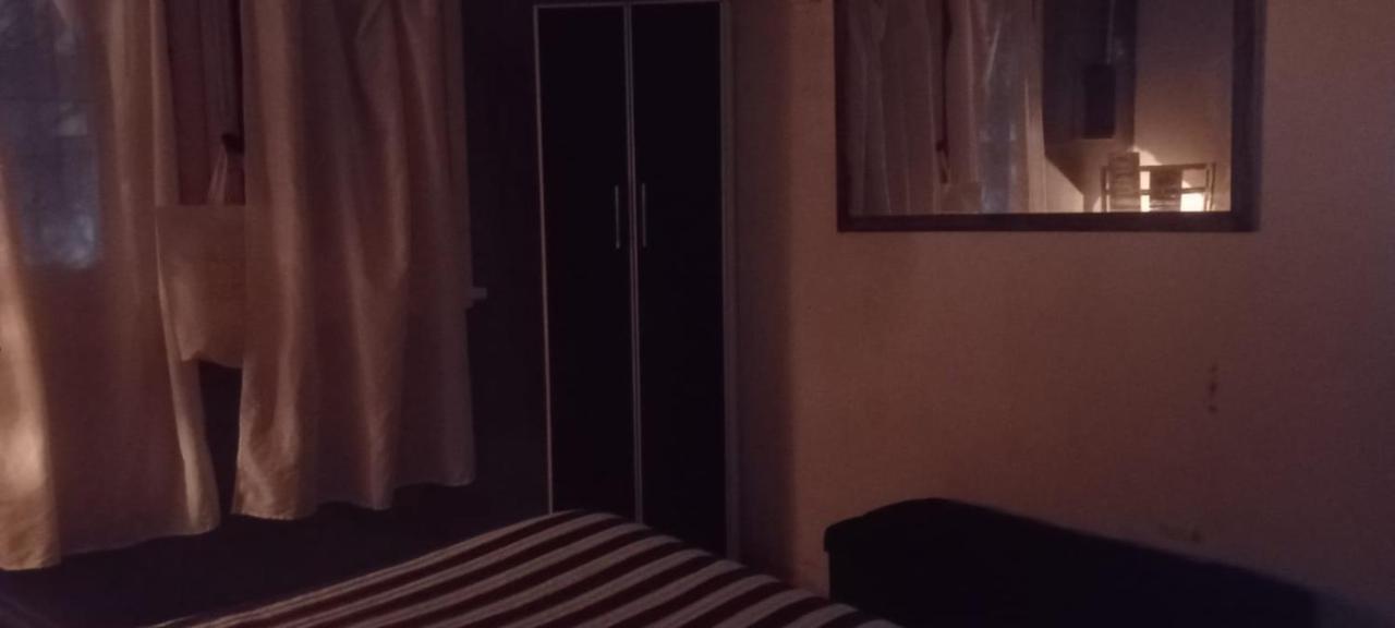 Apartmán La Familia,A 5 Minutos Del Aeropuerto Ezeiza Exteriér fotografie